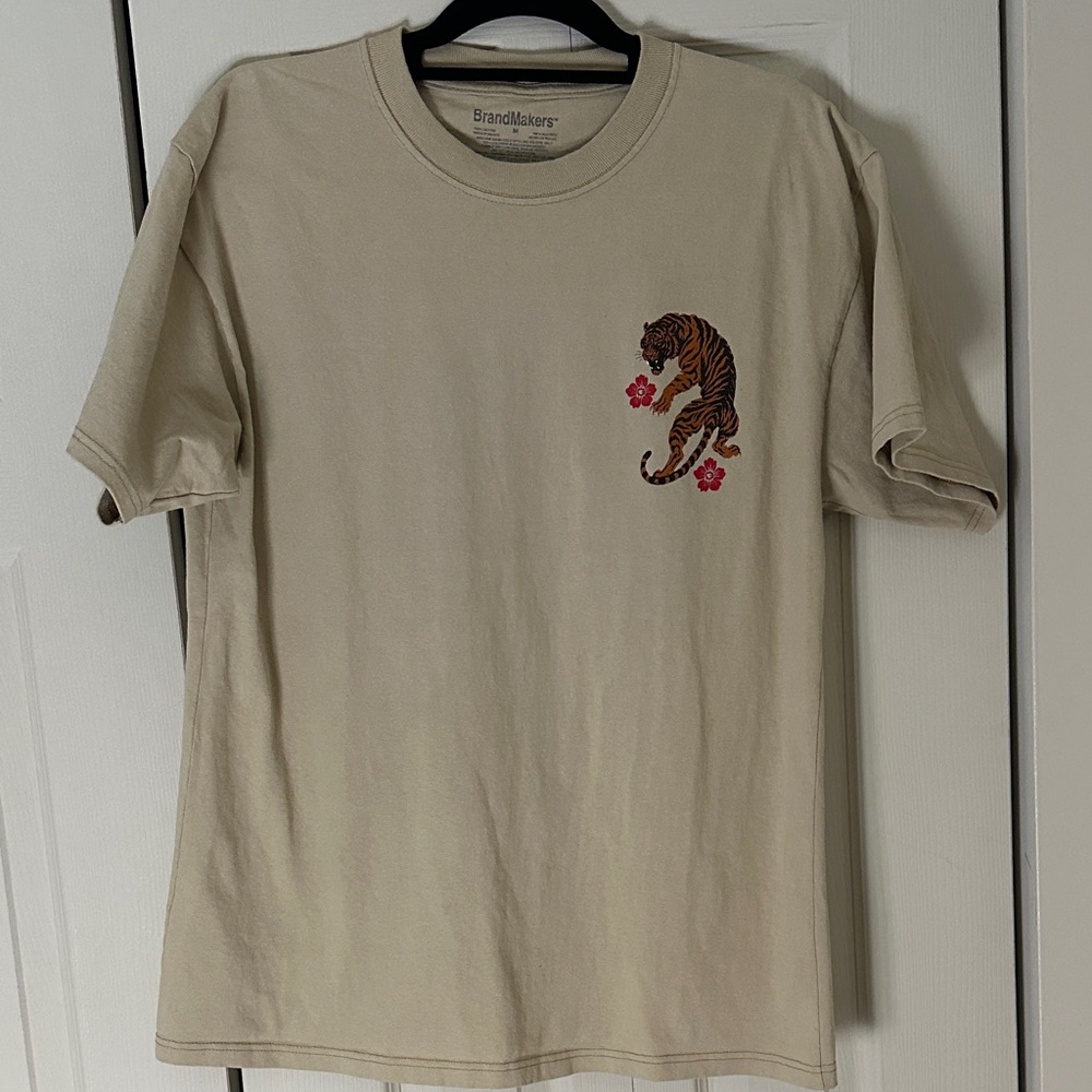 Graphic T-Shirt with Tiger and Floral Design